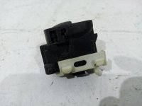 Кнопка стеклоподъемника на Mercedes-Benz C-Class W203 — фото 4