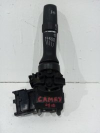 Переключатель стеклоочистителей на Toyota Camry XV40 — фото 2