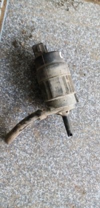 Насос омывателя на Saab 9-5 — фото 2