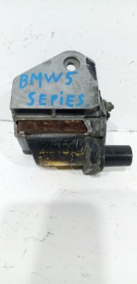 Катушка зажигания на BMW 5-Series E34 — фото 6