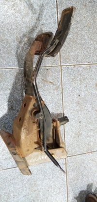 Педаль газа на Mitsubishi Mirage — фото 3