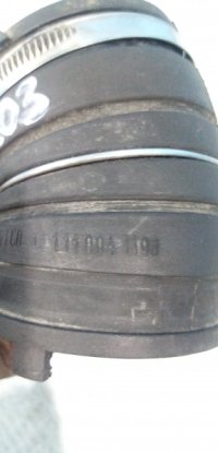 Патрубок воздушного фильтра на Mercedes-Benz C-Class W203 — фото 2