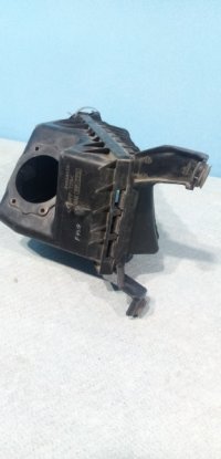 Корпус воздушного фильтра на Subaru Forester SF/S10 — фото 7