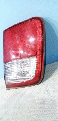 Фонарь задний внутренний правый на Subaru Forester SF/S10 — фото 4