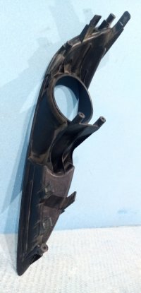 Рамка противотуманной фары левой на Toyota Auris E150 — фото 2