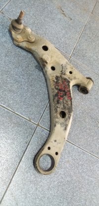 Рычаг передний левый на Toyota Corolla E110 — фото 2