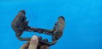Скоба суппорта переднего правого Geely MK Cross (2011-2016) — фото 1