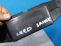 Кожух замка капота на Kia Ceed ED — фото 2