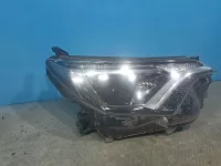 Фара правая на Toyota RAV4 XA40 — фото 12