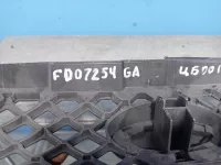 Решетка радиатора на Ford Fiesta — фото 5