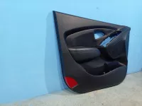 Обшивка двери передней левой на Hyundai ix35 LM — фото 2