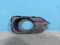 Рамка противотуманной фары правой на Volkswagen Tiguan — фото 5