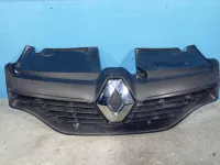 Решетка радиатора на Renault Logan L52 — фото 3