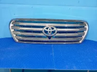 Решетка радиатора на Toyota Land Cruiser — фото 1