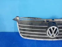Решетка радиатора на Volkswagen Passat B5 — фото 4