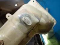 Бачок расширительный на Volkswagen Passat B5 — фото 4