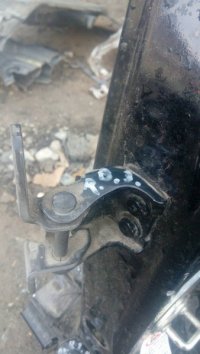 Петля двери задней правой верхняя на Honda Accord CP — фото 1