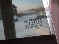Стекло двери задней правой форточка на Renault Logan L52 — фото 2