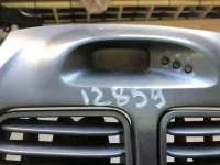 Панель в торпедо на Hyundai Accent LC — фото 2
