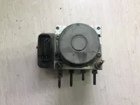 Блок ABS на Toyota Corolla E150 — фото 4