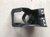 Кронштейн форсунки омывателя фары правый на Volkswagen Tiguan — фото 3