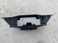 Опора КПП на Volkswagen Passat B8 — фото 4