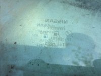 Стекло двери передней правой на Nissan Primera P10 — фото 3