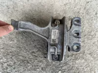Опора двигателя на Volkswagen Tiguan Mk 2 — фото 3
