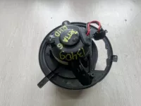 Моторчик печки на Volkswagen Jetta A6 — фото 1