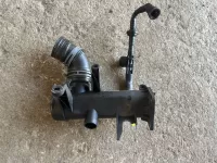 Патрубок воздушного фильтра на Volkswagen Jetta A6 — фото 5