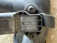 Патрубок воздушного фильтра на Volkswagen Jetta A6 — фото 2