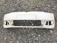 Бампер передний на Volkswagen Touran — фото 1