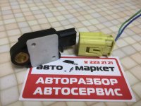 Датчик AIR BAG на Toyota Avensis T250 — фото 2