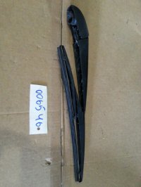 Поводок дворника заднего на Toyota RAV4 XA30 — фото 2
