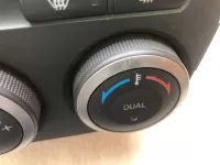 Блок управления климатической установкой на Mazda 6 GH — фото 2