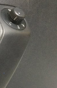 Обшивка двери передней левой на Volkswagen Polo Mk5 — фото 3