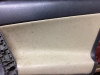 Обшивка двери передней правой на Toyota RAV4 XA30 — фото 2
