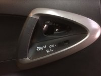 Обшивка двери задней левой на Toyota RAV4 XA30 — фото 3