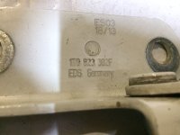 Петля капота на Volkswagen Touran 1T — фото 3