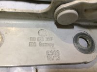 Петля капота на Volkswagen Touran 1T — фото 2