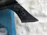 Решетка в бампер центральная на Toyota Corolla E180 — фото 10