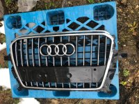 Решетка радиатора на Audi Q5 8R — фото 14