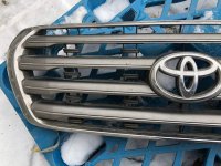 Решетка радиатора на Toyota Land Cruiser — фото 7