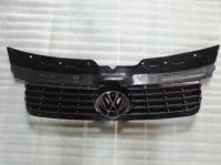 Решетка радиатора на Volkswagen Transporter T5 — фото 2