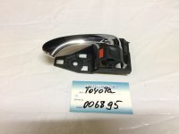 Ручка двери внутренняя левая на Toyota RAV4 XA30 — фото 1
