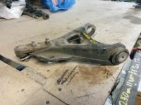 Рычаг передний нижний правый на Renault Symbol — фото 1