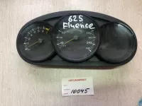 Панель приборов на Renault Fluence — фото 1