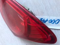 Фонарь задний внутренний левый на Toyota Corolla E150 — фото 3