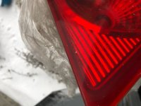 Фонарь задний внутренний левый на Chevrolet Cruze J300 — фото 6