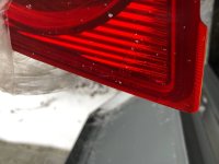 Фонарь задний внутренний левый на Chevrolet Cruze J300 — фото 9